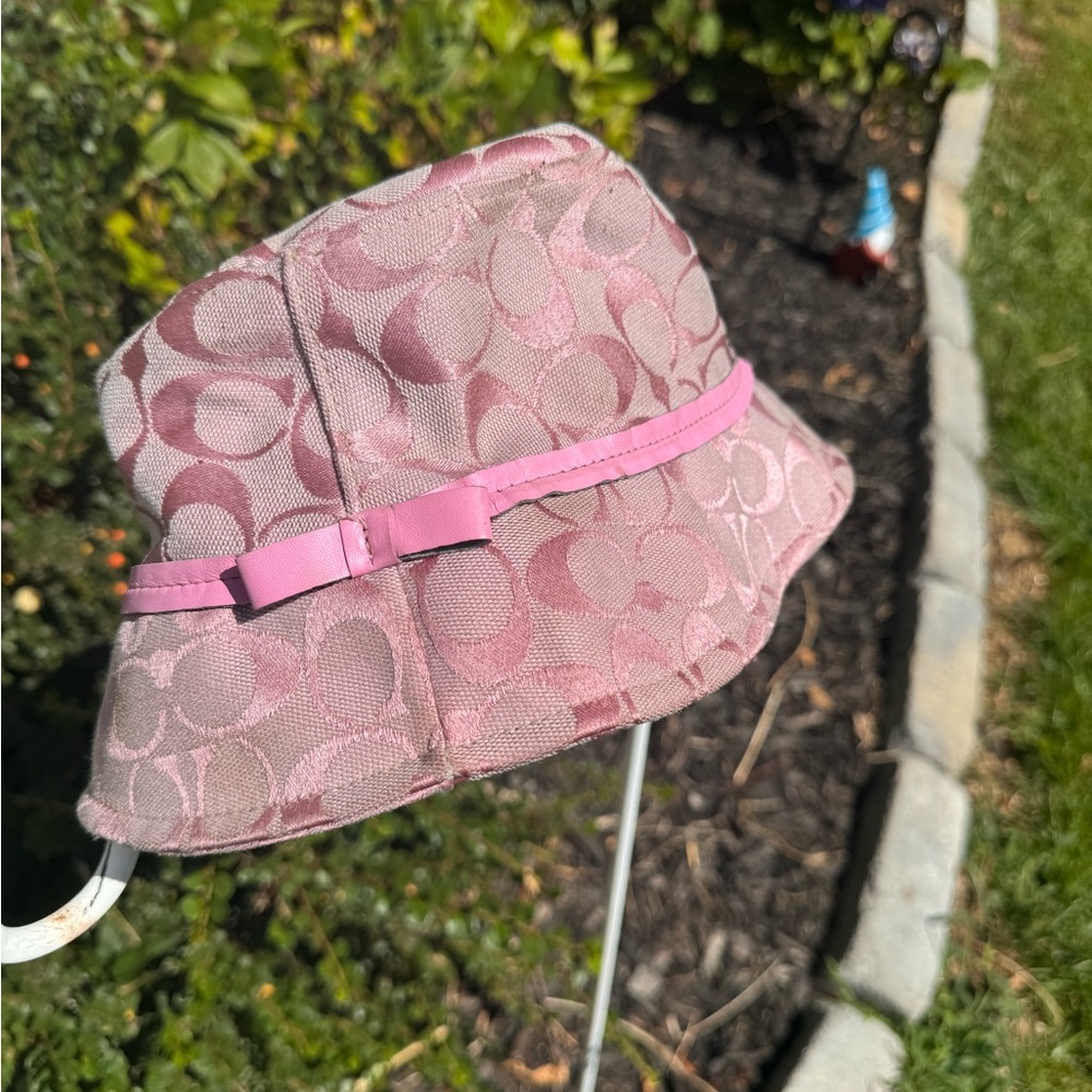 Coach Pink Patterned Women's Hat vintage masterpiece